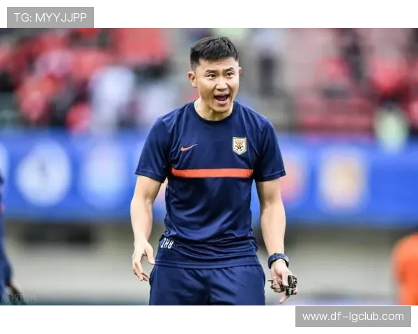 老海足球教练生平与执教成就概述及其对中国足球的贡献